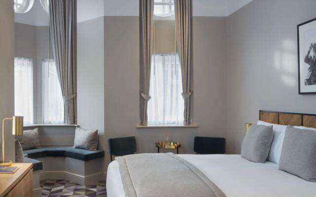 Отель Victory House London Лондон комната для гостей