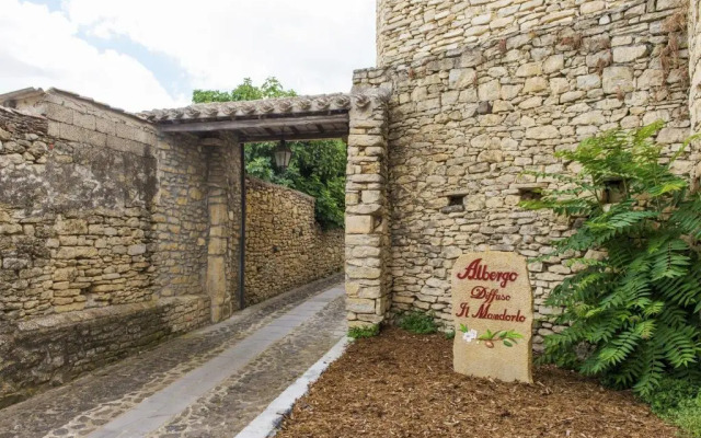 Albergo Diffuso Il Mandorlo