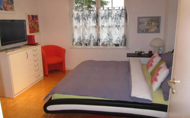 B&B Pension Marina