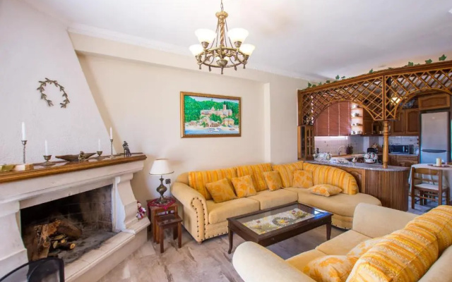 Paradise Bar Luxury Apartments