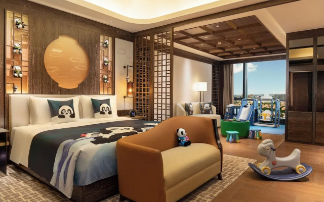 Cynn Hotel