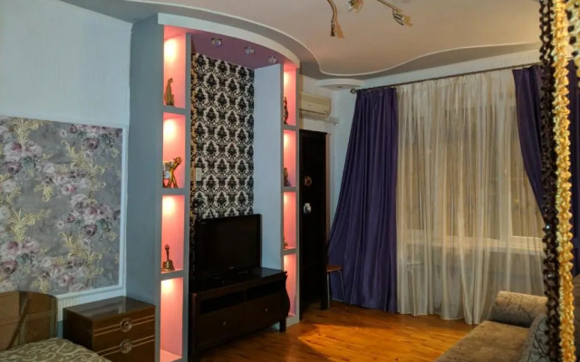 Apartment on Abazgaa 37