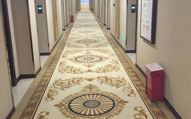 Vienna Hotel (Shenzhen Shiyan Shilong Community)