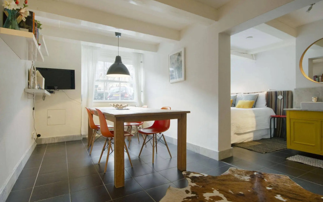 CoHo Apartment Suites