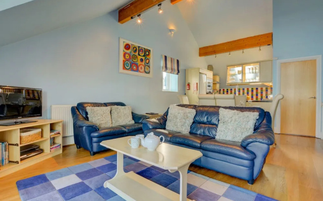 Luxurious Apartment in Saundersfoot With Balcony
