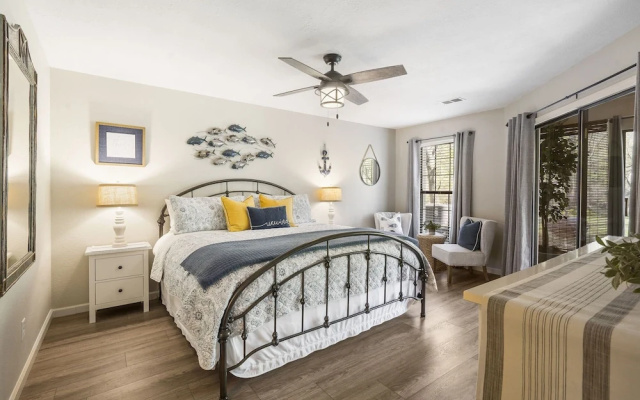 Lakefront Paradise at the Pointe