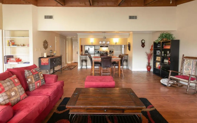 Hill Country Hideaway Tbm 208 Condo