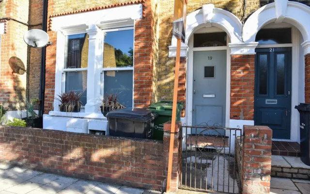 2 Bedroom Apartment in Vauxhall