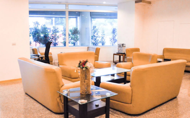 9Hotel