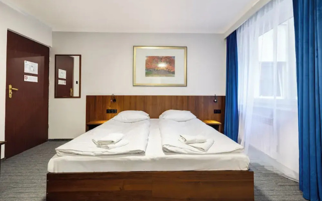 Noclegi Hit Rooms & Apartments