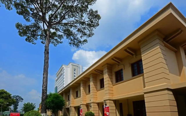 Tan Son Nhat 1 Hotel
