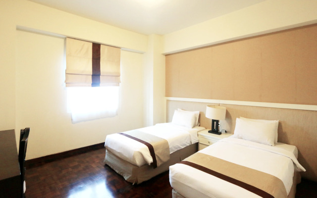 Java Paragon Hotel and Residences