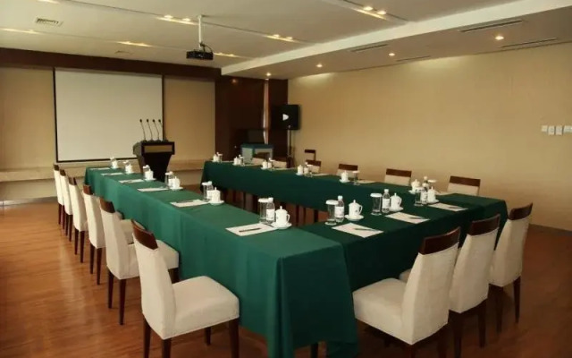 Qingdao Tiantai Golf & Hot Spring Lohas Resort