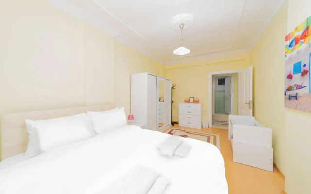 Fully Furnished Spacious Big Flat In Kepez