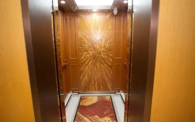Pingdingshan Runzeyuan Shenma Hotel