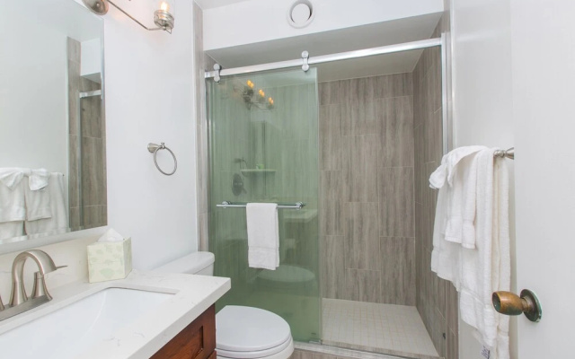 Discovery Bay 3505 1 Bedroom Condo