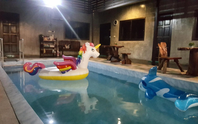 Non La-poon pool view