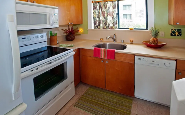 Sealodge G8 - 2 Br Condo