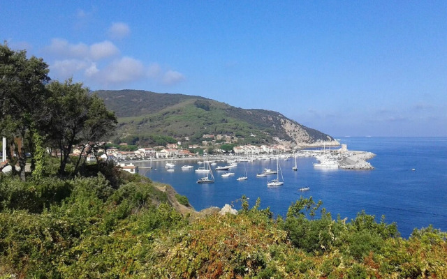 Stunning Apartment in Marciana Marina With 1 Bedrooms