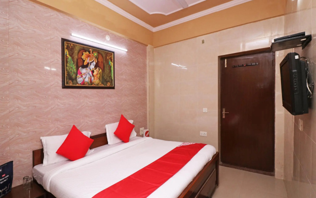 OYO 12933 Hotel Braj Bhawana