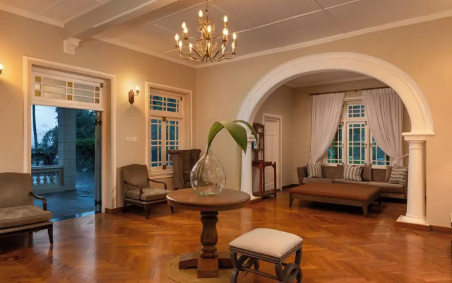 Mount Frenion Manor by Seven Angels