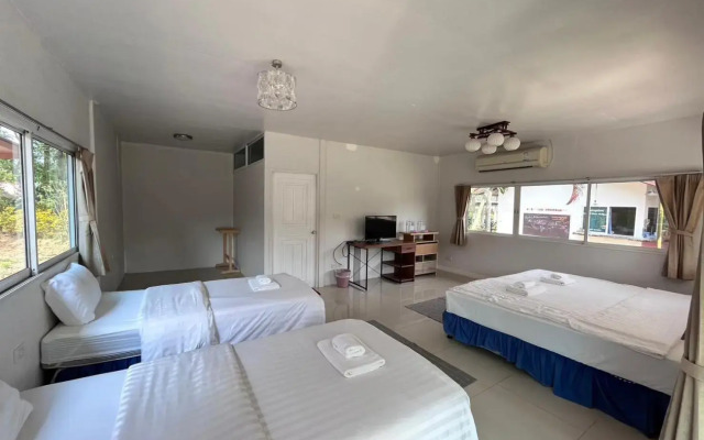 Baan Pai Riverside Resort