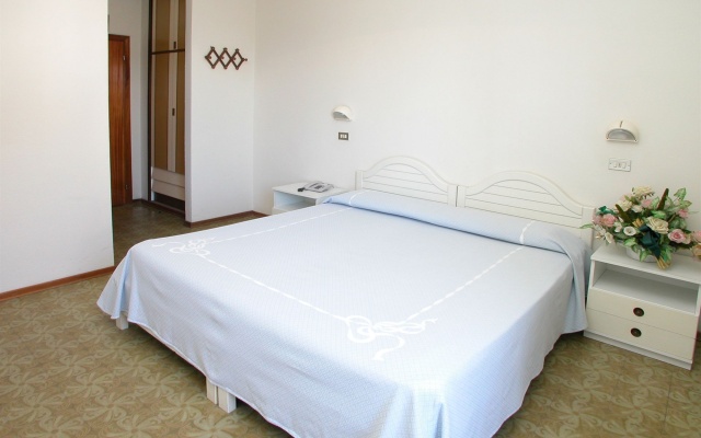 Hotel Diplomatic