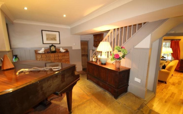 Woundales Farmhouse bed and breakfast