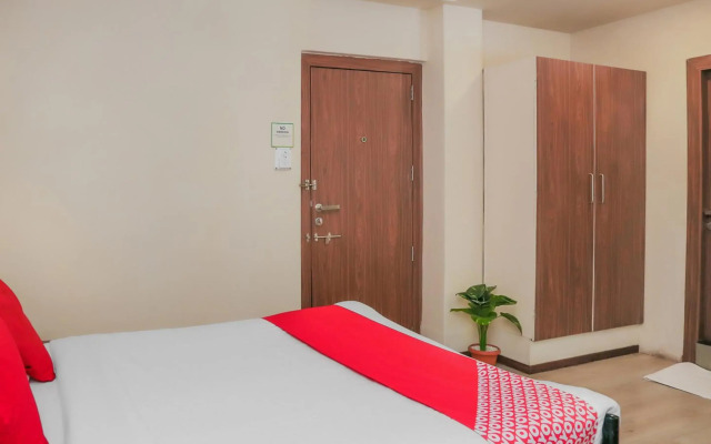 Collection O 80421 Hotel Pearl