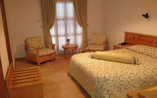 Onar Holiday Village