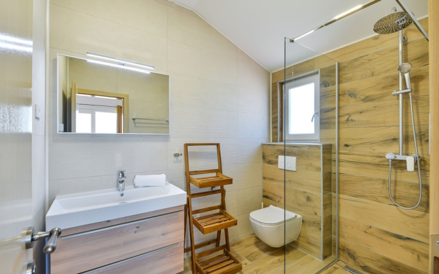 Villa Rea 4 With Heated Pool