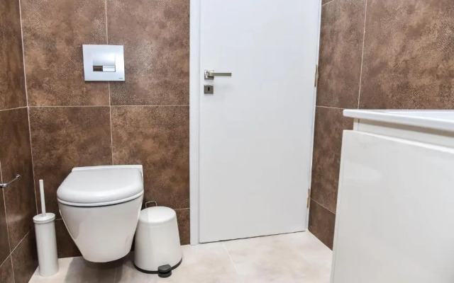 Modern  Apartment at Exarchia 1 bed 2 pers