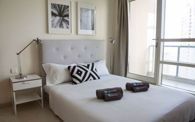 Отель HiGuests Vacation Homes - Al Sahab 2 вид на фасад