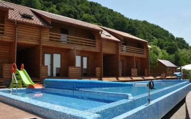 Sunny Mountain Hotel