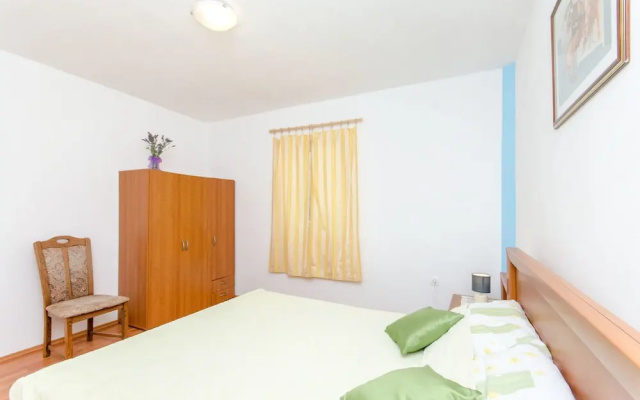 Apartment Ana