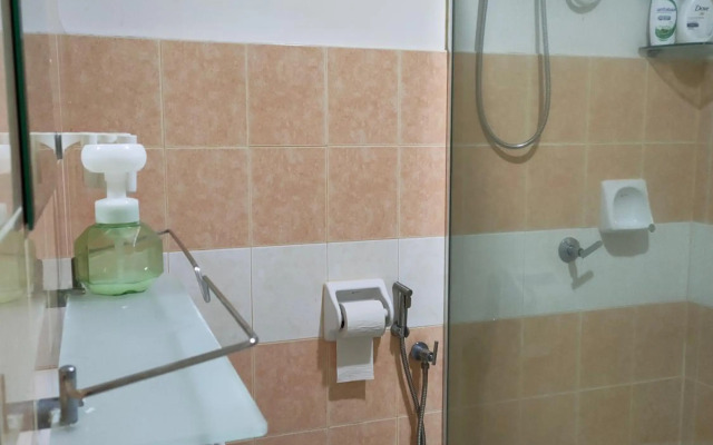 Studio One Bedroom KTC