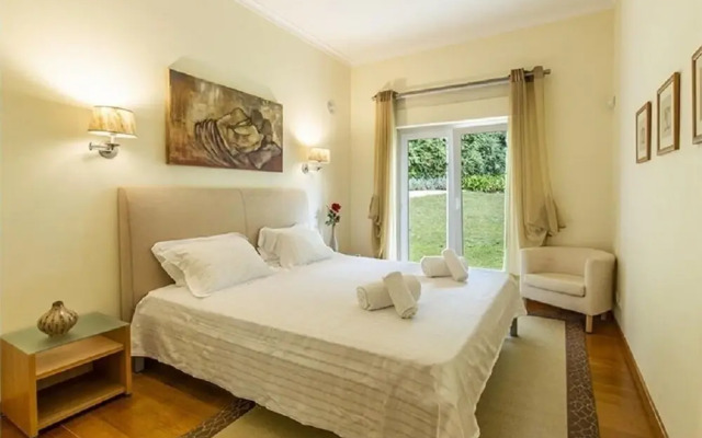Villa Alecrim AL in Herdade da Aroeira