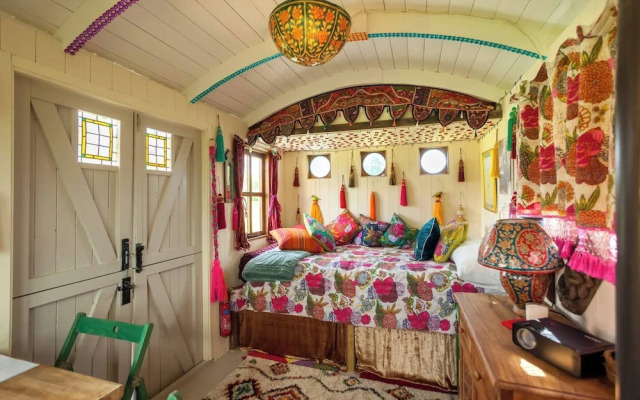 Orchard View Shepherds Hut