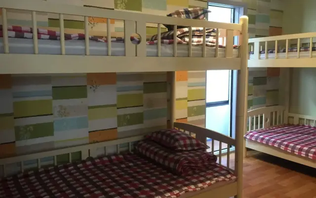 Housetay Guesthouse 2nd Branch