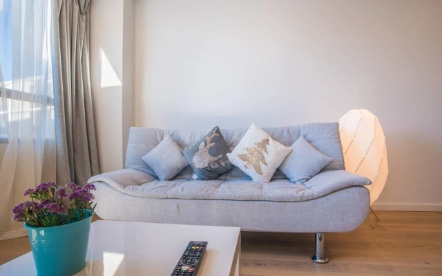 Roseberry Apartment For Travelling Couple In Green Square