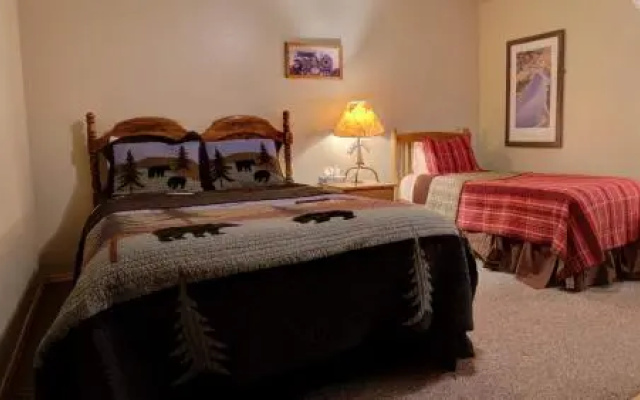 Sleepy Bear House