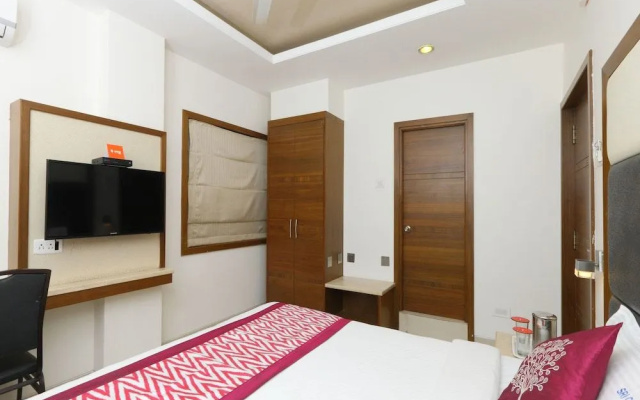 Collection O 683 Hotel Sri Chakra Inn