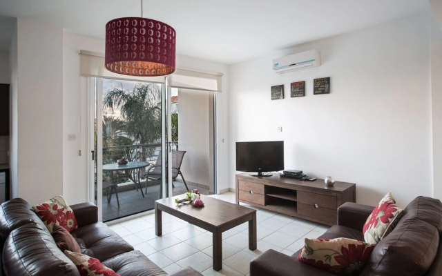 Cyprus Apartment Palm 101 Gold
