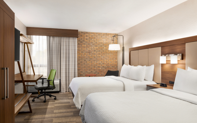 Holiday Inn Express San Antonio-Airport by IHG