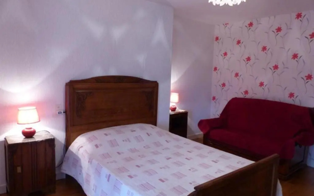 Gîte Saint-Pourçain-sur-Sioule, 5 pièces, 9 personnes - FR-1-489-60