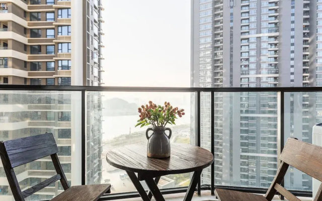 Locals Boutique Apartment WanzaiCEC No.6