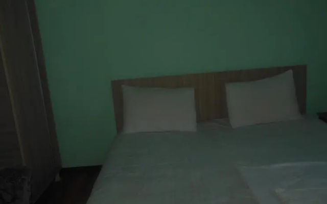 Efe Hotel