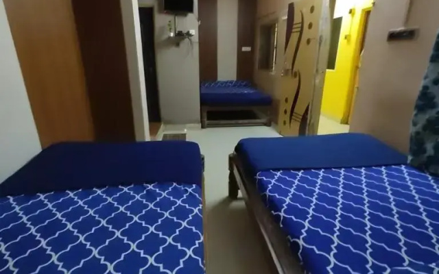 Shree Lodge