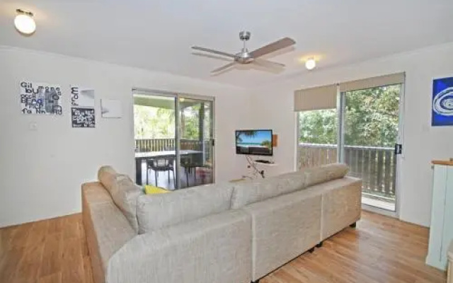 20 Scrub Road, Coolum Beach - Pet Friendly, Linen included