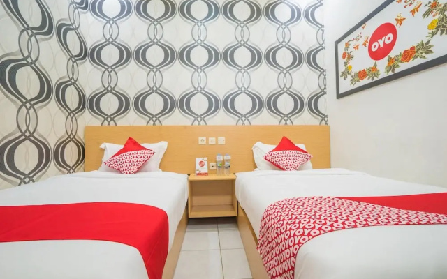 OYO 565 Mutiara Panderman Inn Syariah